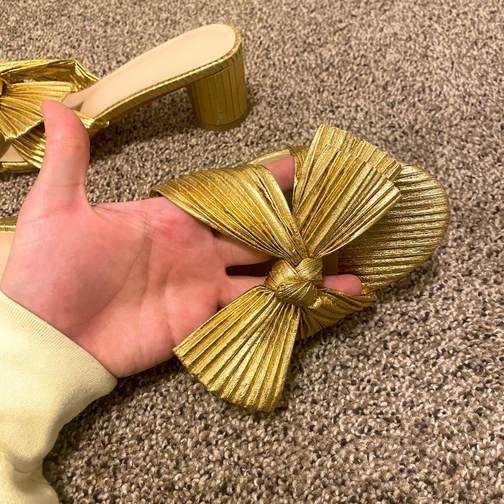 •heels• - Picture 3 of 4